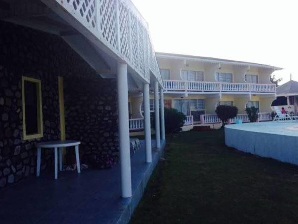 Kings Landing Hotel Клифтон Экстерьер фото