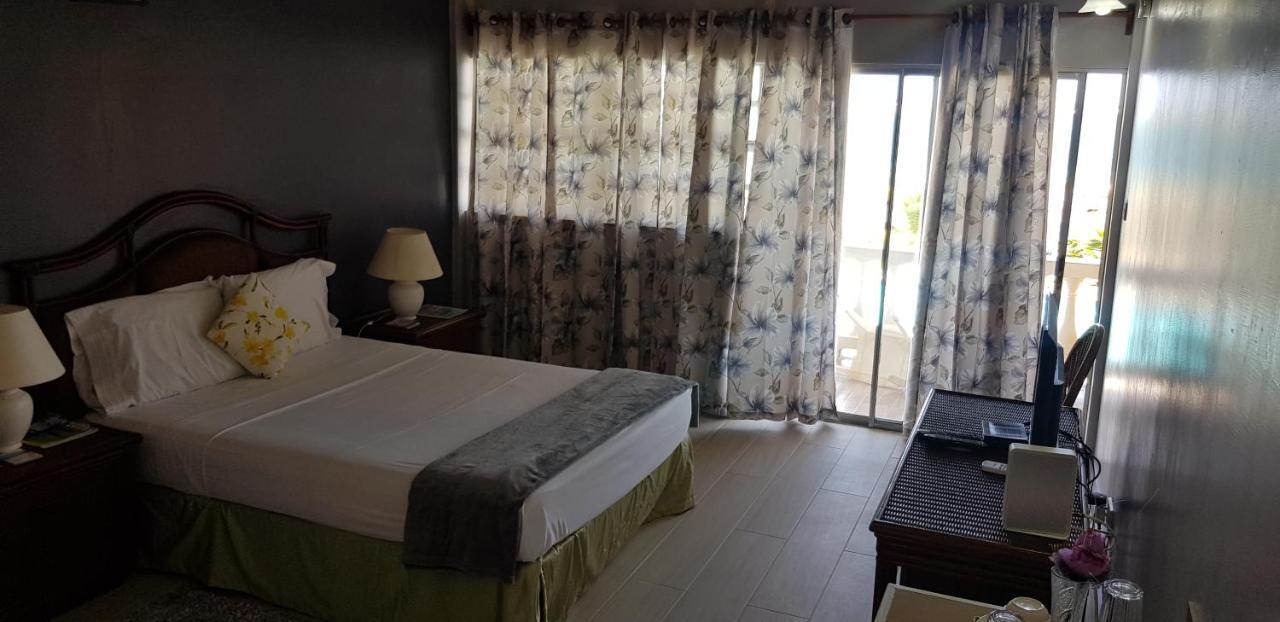 Kings Landing Hotel Клифтон Экстерьер фото